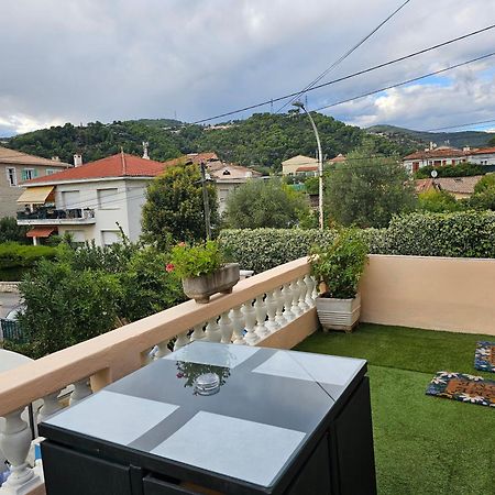 Studio 3 A La Trinite Proche De Nice 10 Mn, Monaco 15 Mn Et L'Italie 30 Mn Buitenkant foto