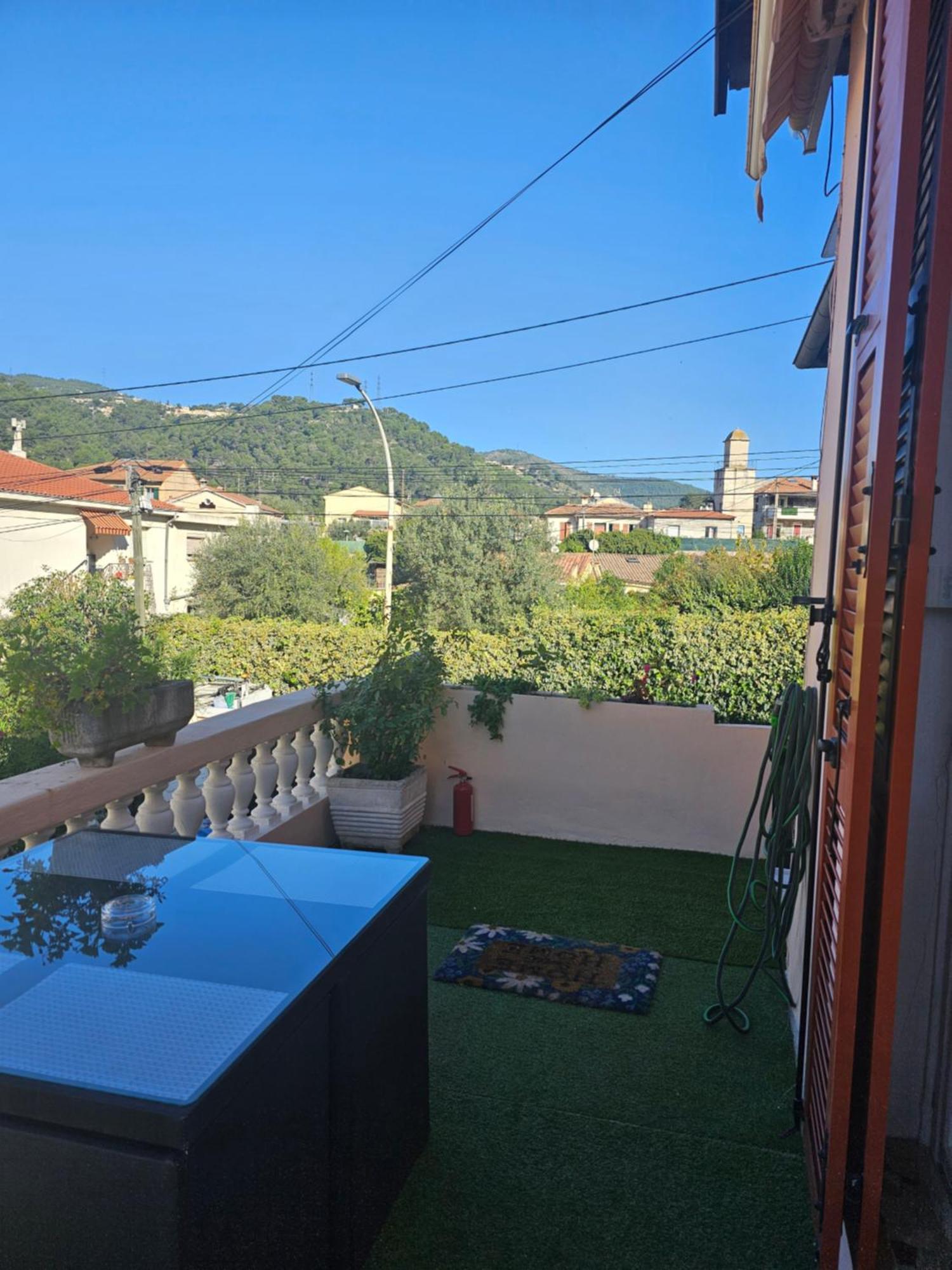 Studio 3 A La Trinite Proche De Nice 10 Mn, Monaco 15 Mn Et L'Italie 30 Mn Buitenkant foto